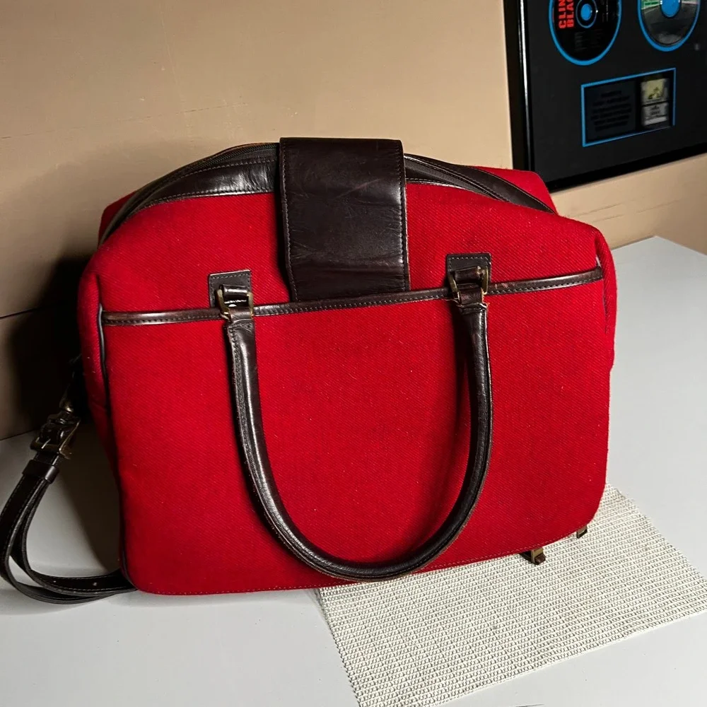 Hartmann Vintage Red Wool Leather Trim Duffel Bag Travel Carry On Luggage